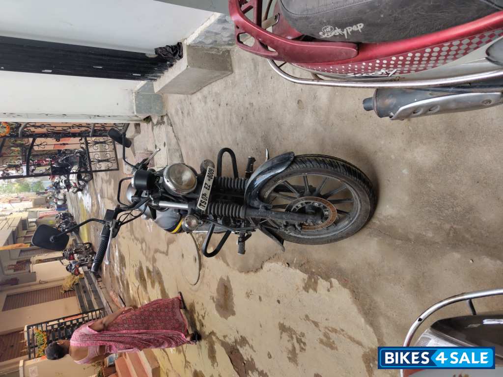 Bajaj Avenger Street 150