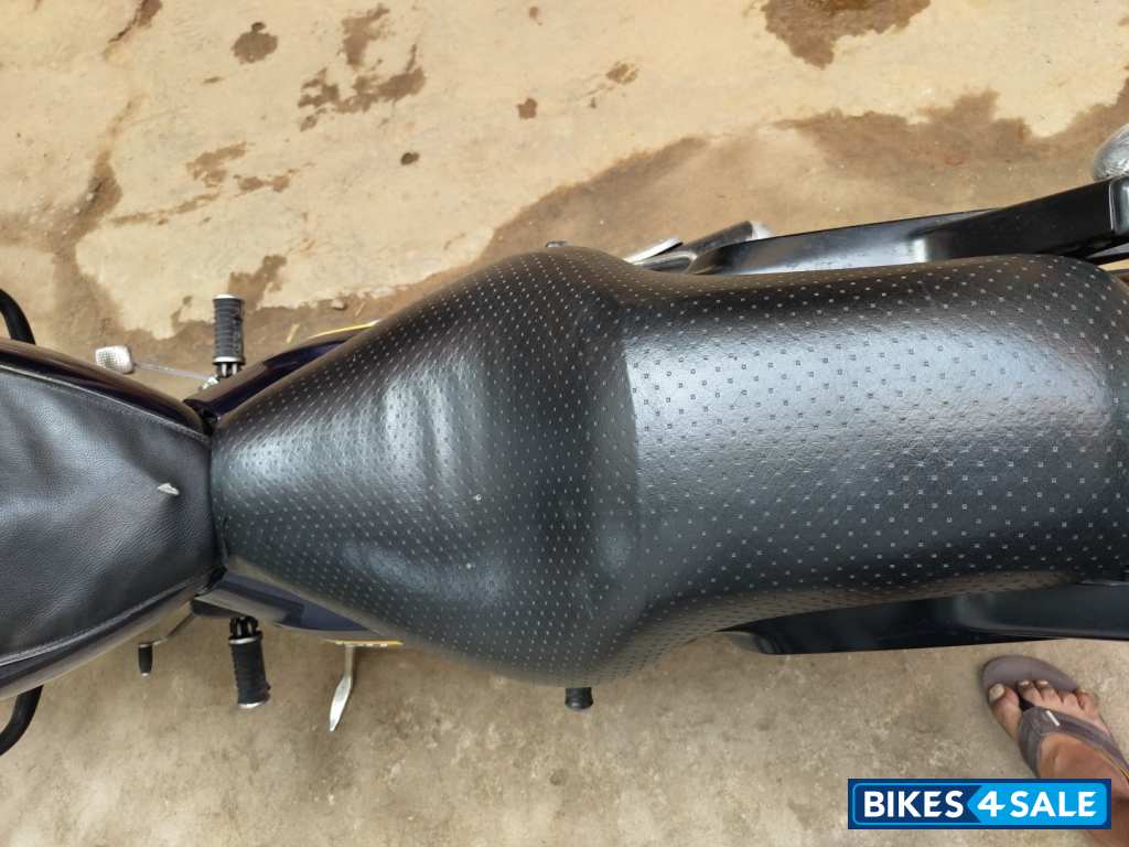 Bajaj Avenger Street 150