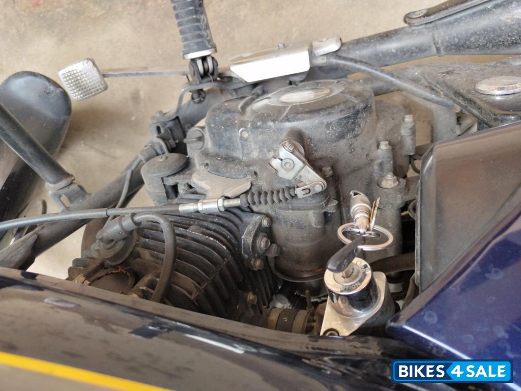 Bajaj Avenger Street 150