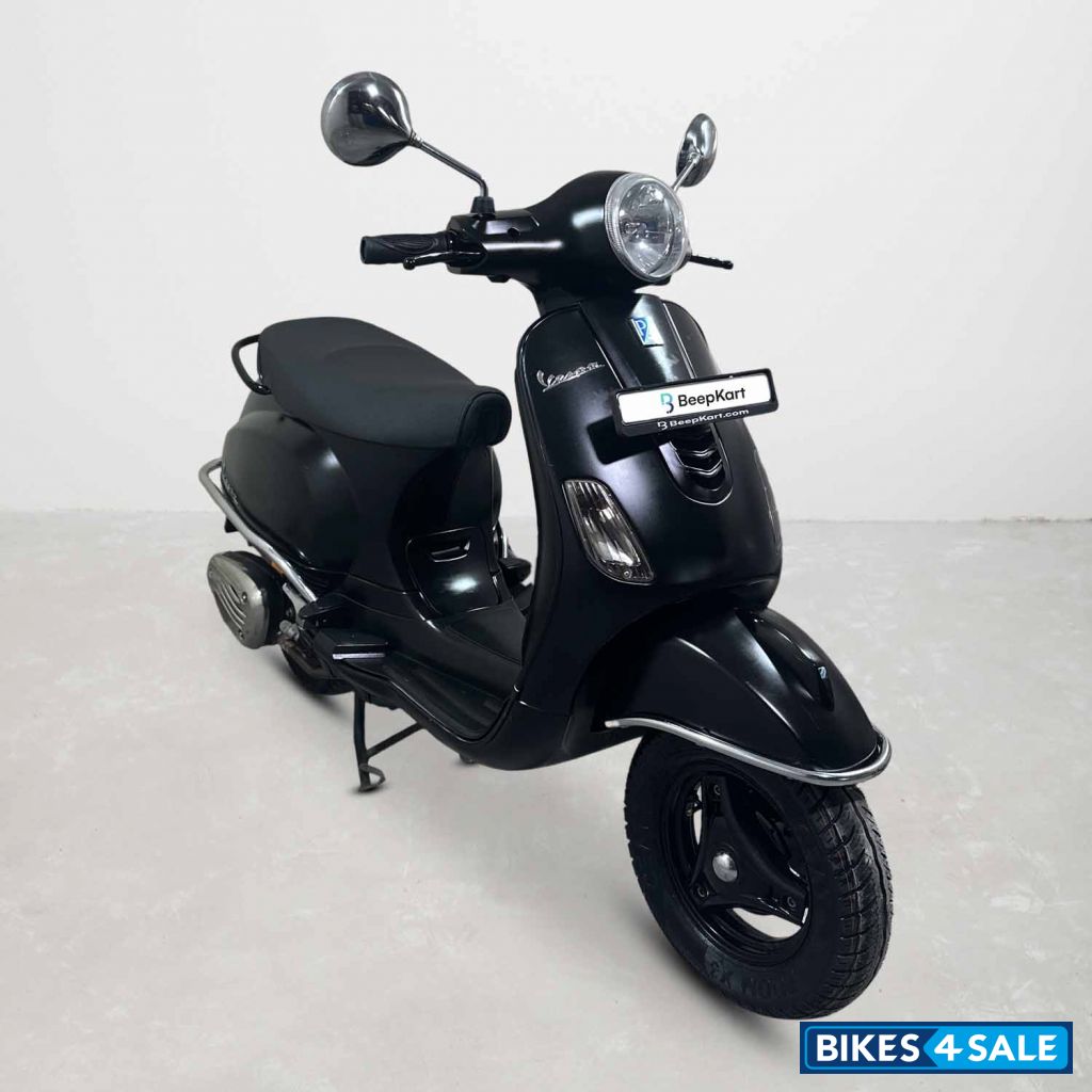 Vespa LX 125