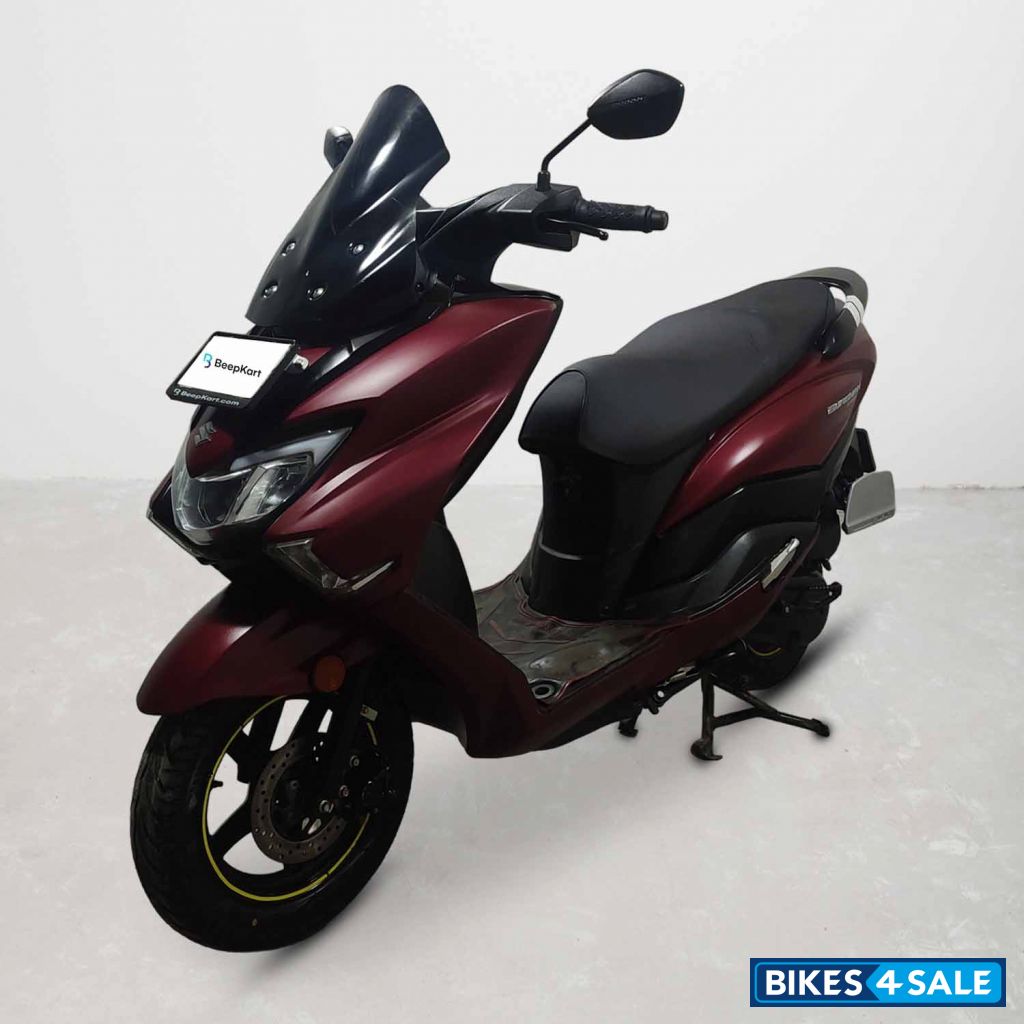 Suzuki Burgman Street