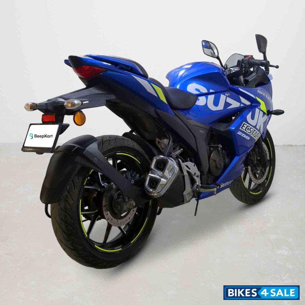 Suzuki Gixxer SF 250