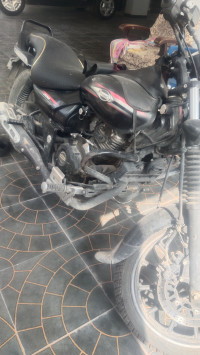 Bajaj Avenger Street 220