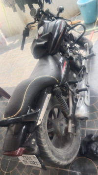 Bajaj Avenger Street 220