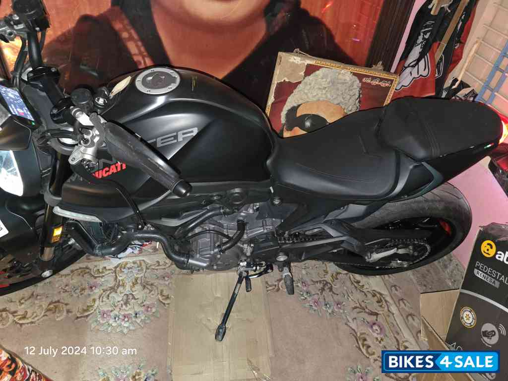 Black Ducati Monster 937cc