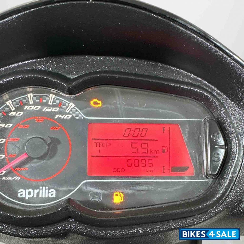 Aprilia SR 160 Std ABS
