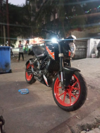 KTM Duke 200