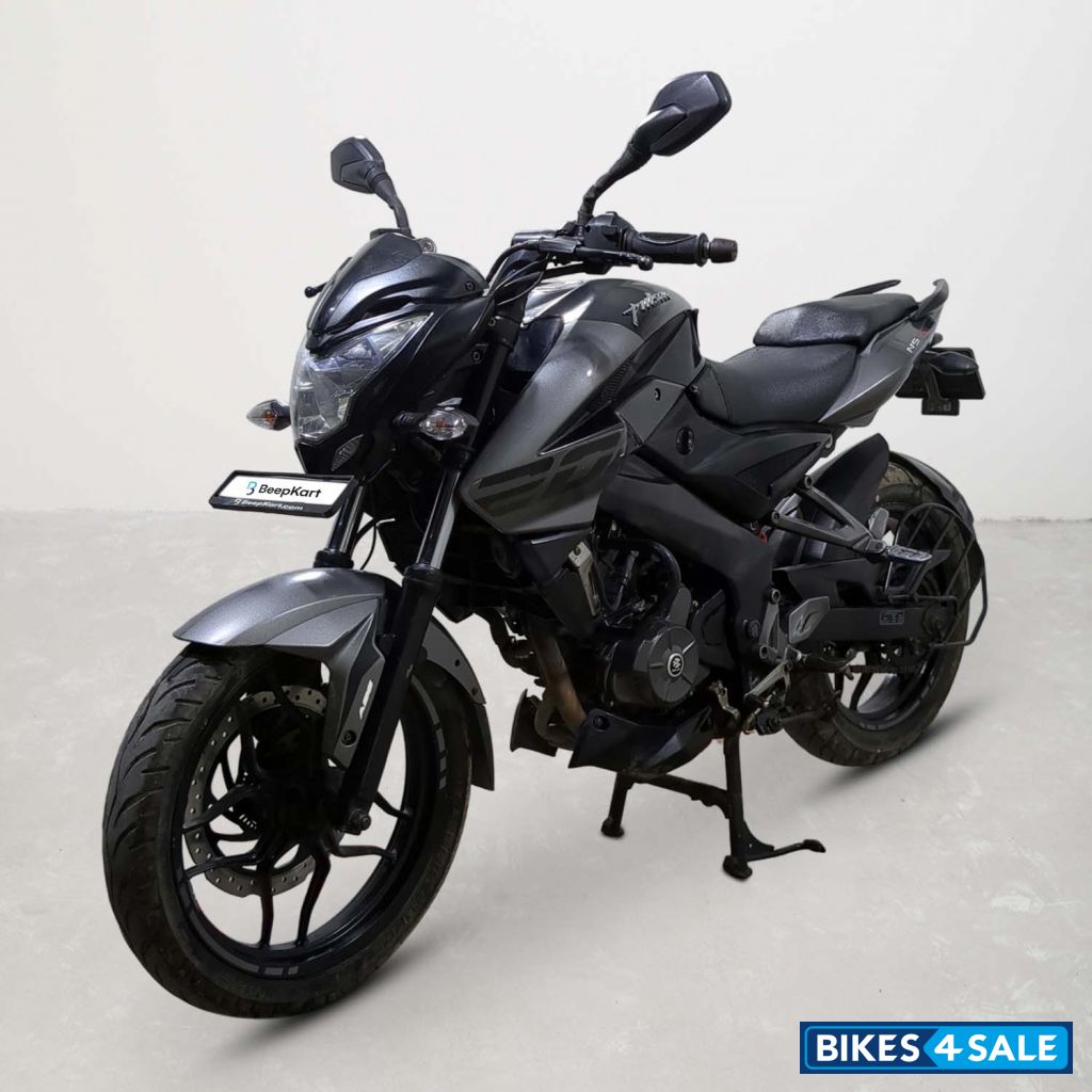 Bajaj Pulsar NS200