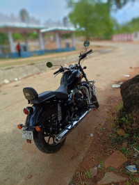 Royal Enfield Meteor 350 Stellar