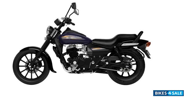 Blue Bajaj Avenger Street 150 Blue Bajaj Avenger Street 150