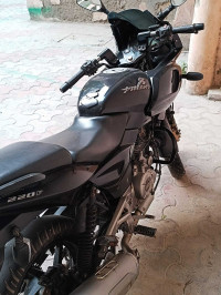 Bajaj Pulsar 220F 2013 Model