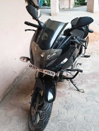Bajaj Pulsar 220F
