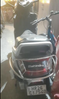 Mahindra Gusto