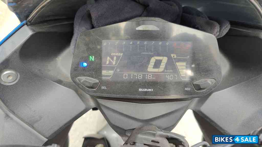 Gray And Blue Suzuki Gixxer SF 250 BS6