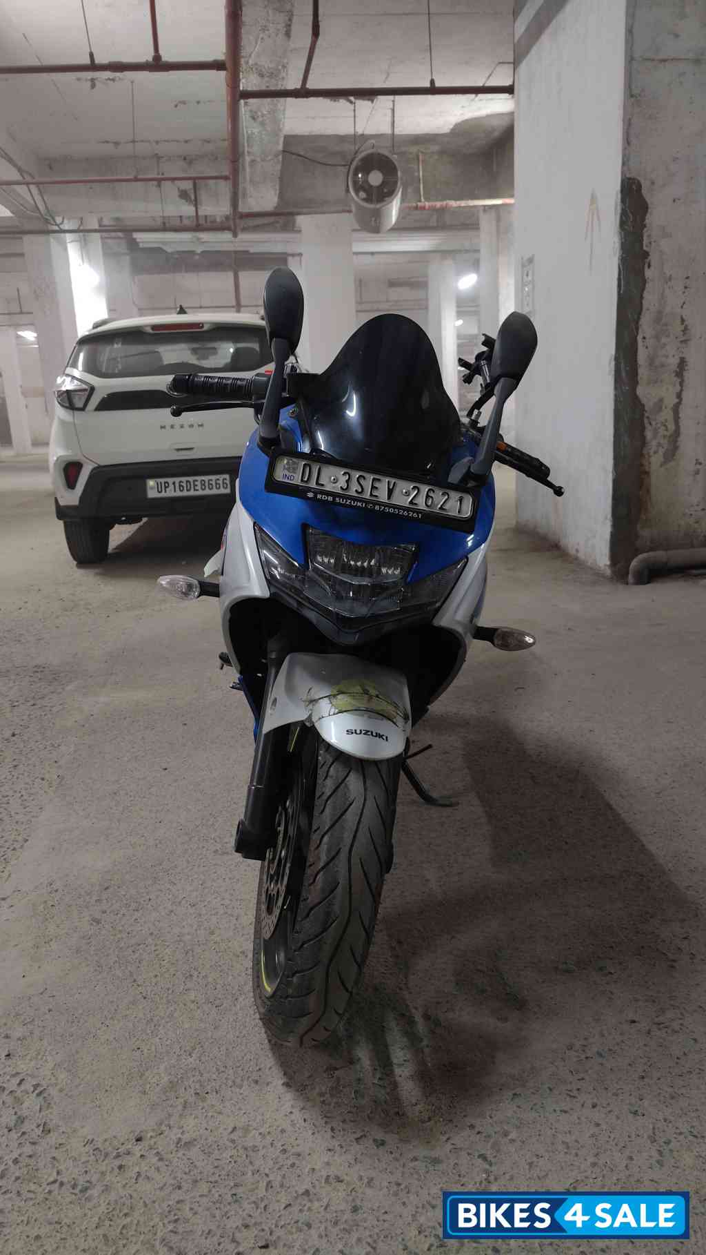 Gray And Blue Suzuki Gixxer SF 250 BS6