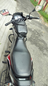 Black And Red Bajaj Discover DTSi 125