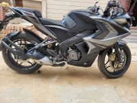 Bajaj Pulsar RS 200 ABS