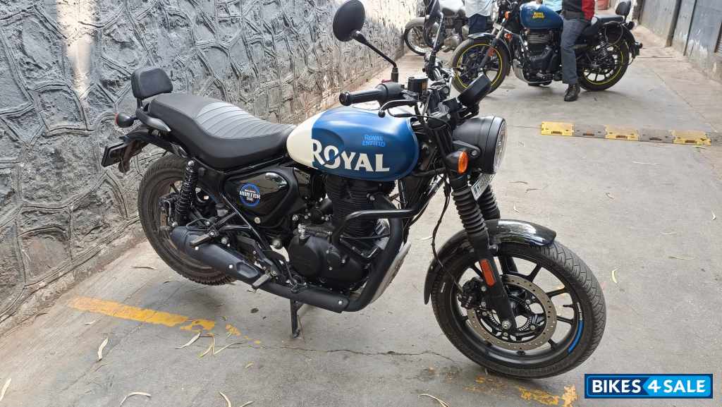 Rebel Blue Royal Enfield Hunter 350 Metro