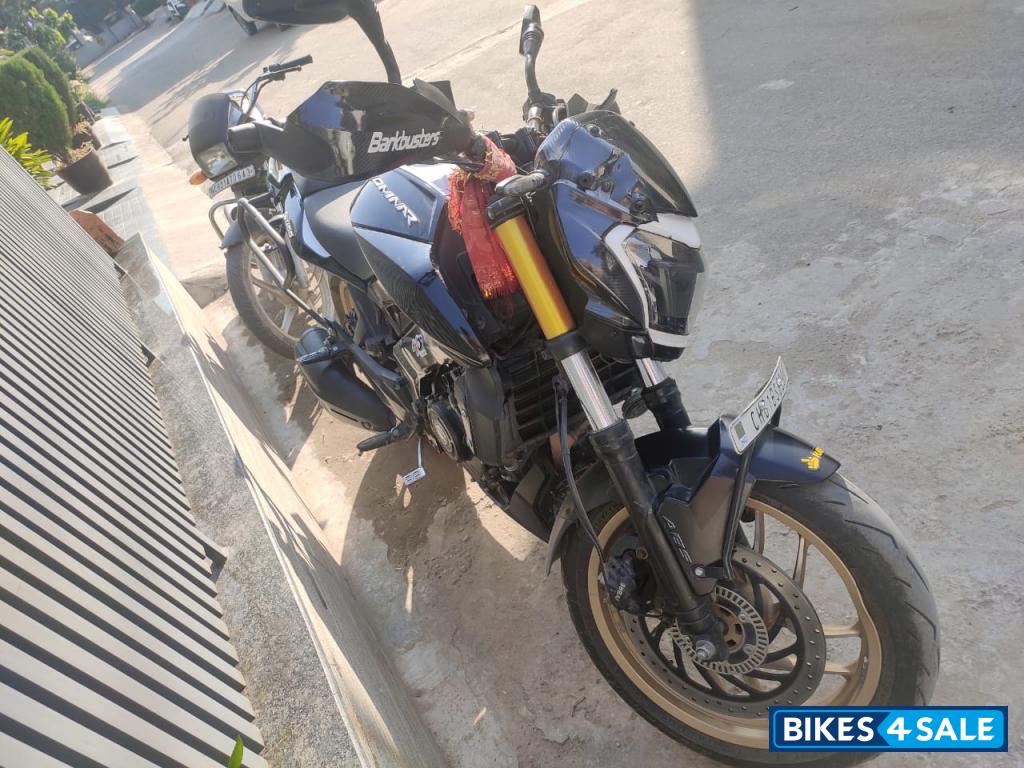 Bajaj Dominar 400 Disc