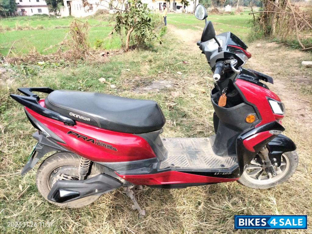 Red Black Okinawa Praise Pro