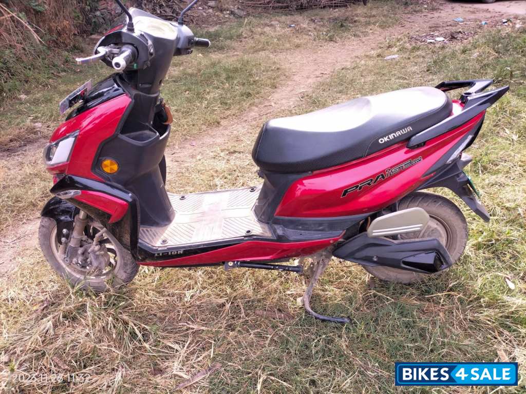 Red Black Okinawa Praise Pro