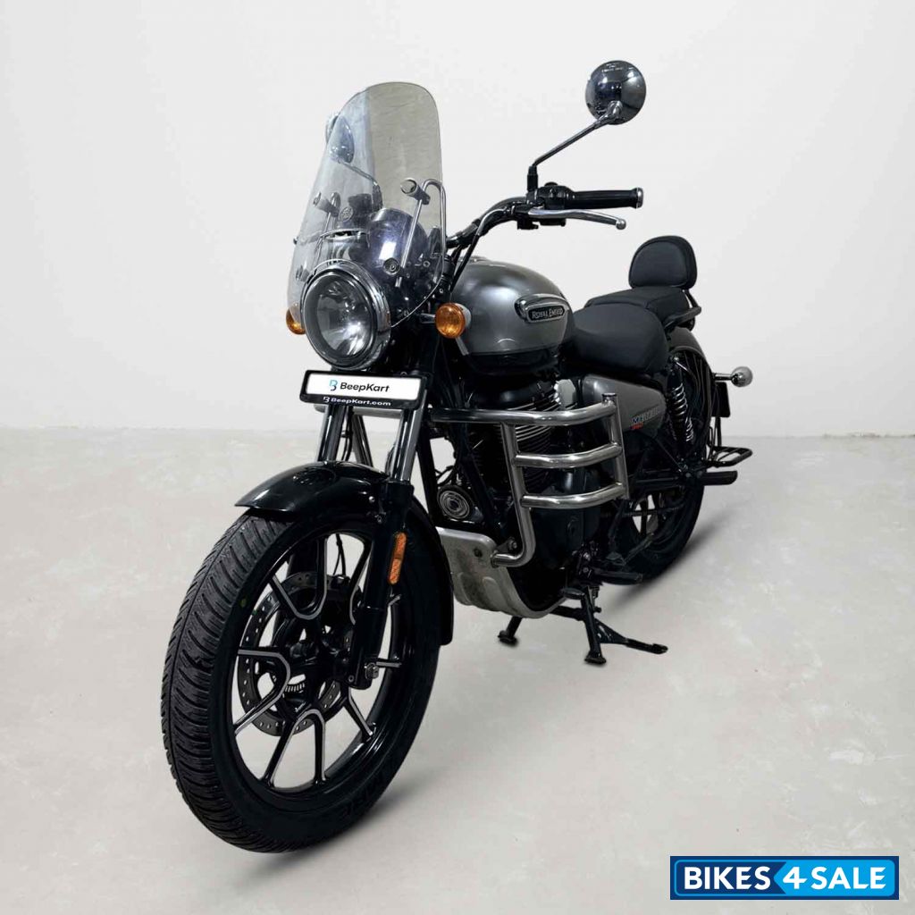 Royal Enfield Meteor 350 Royal Enfield Meteor 350