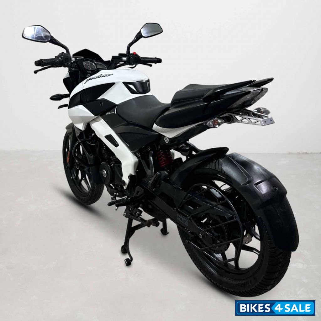 Bajaj Pulsar NS 160