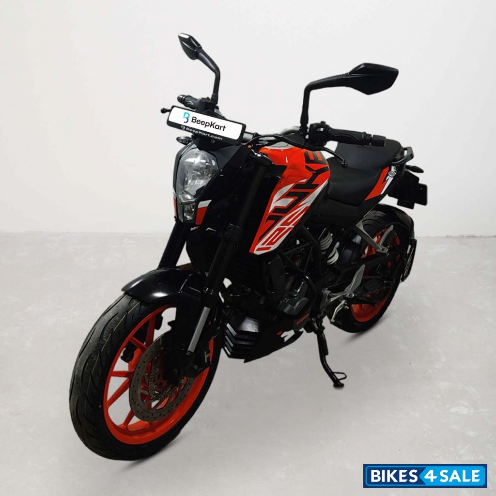 KTM Duke 125