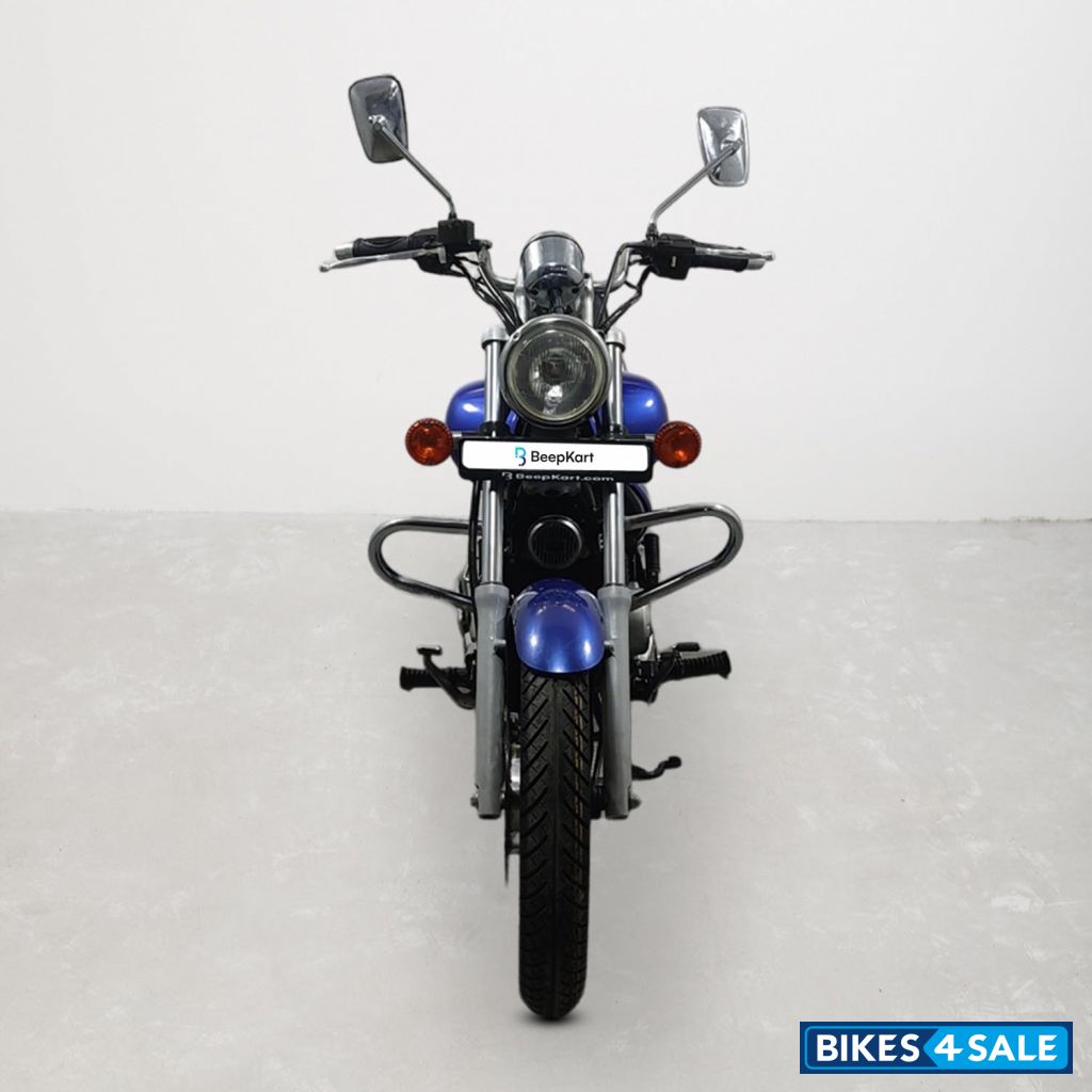 Bajaj Avenger 180 DTS-i