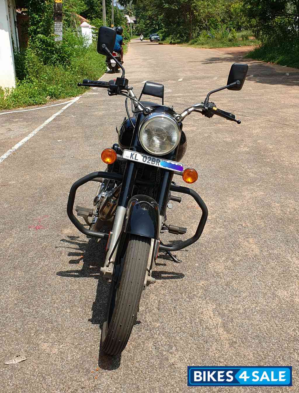 Black Royal Enfield Bullet 350 KS BS6