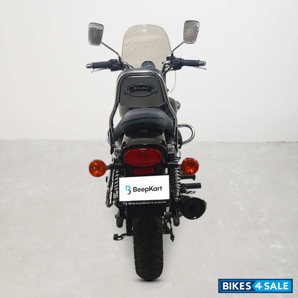 Bajaj Avenger 180 DTS-i