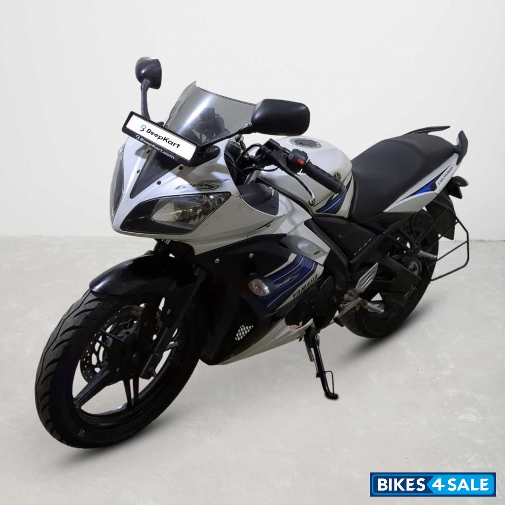 Yamaha YZF R15 S