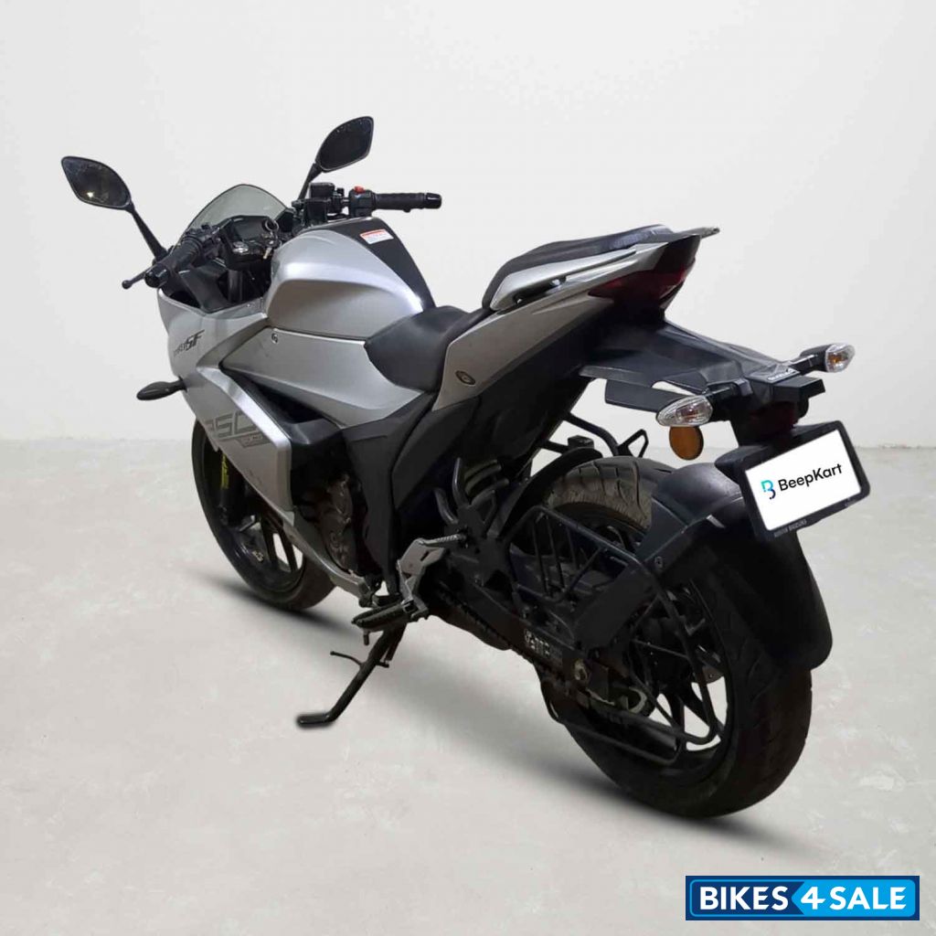Suzuki Gixxer SF 250