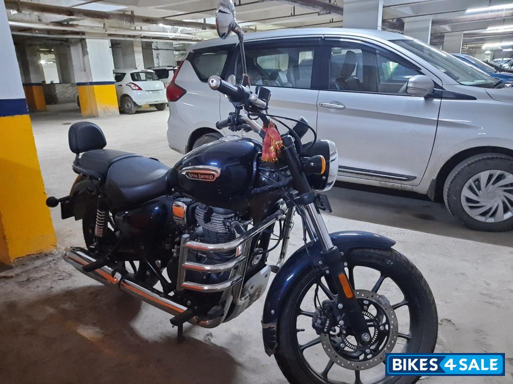 Blue Royal Enfield Meteor 350
