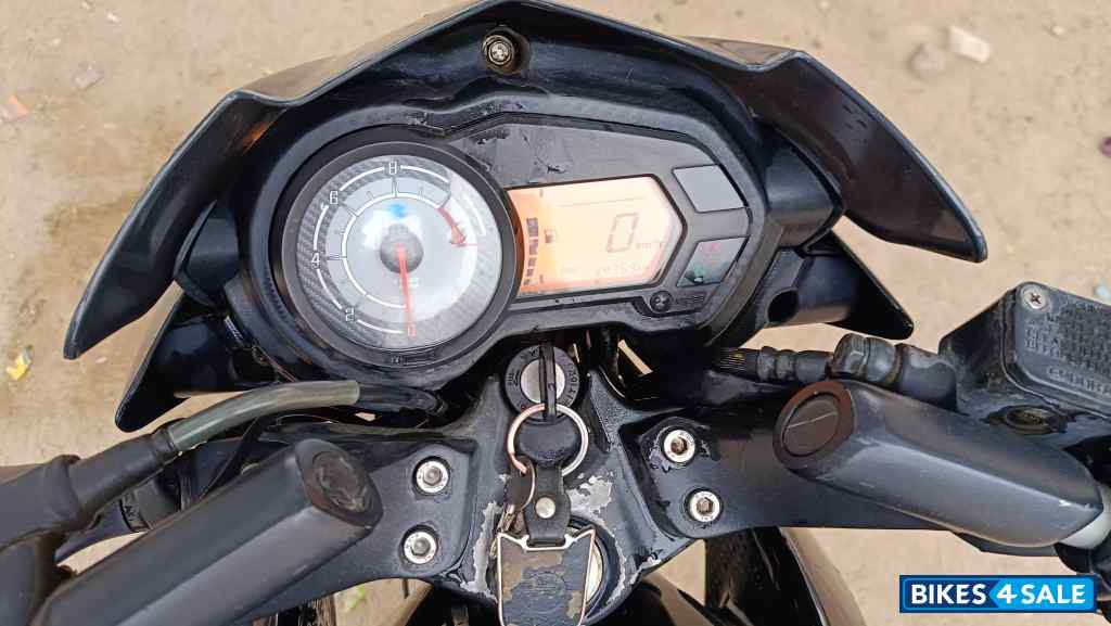 Black Bajaj Pulsar 135LS