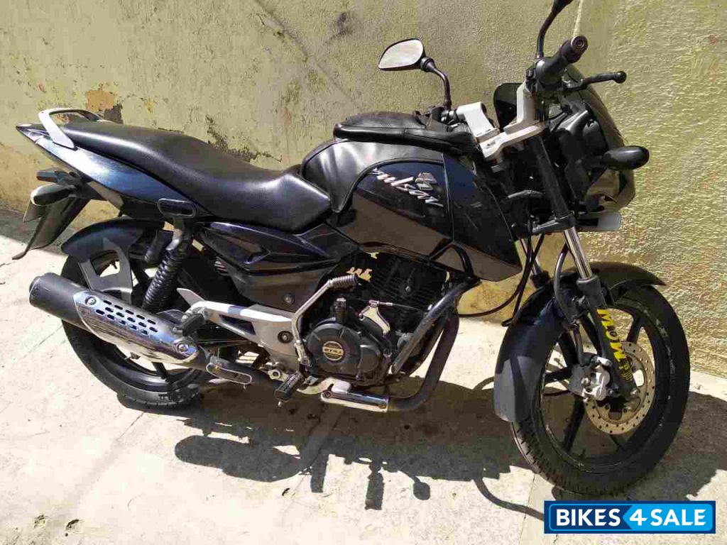 Black Bajaj Pulsar 150 DTSi