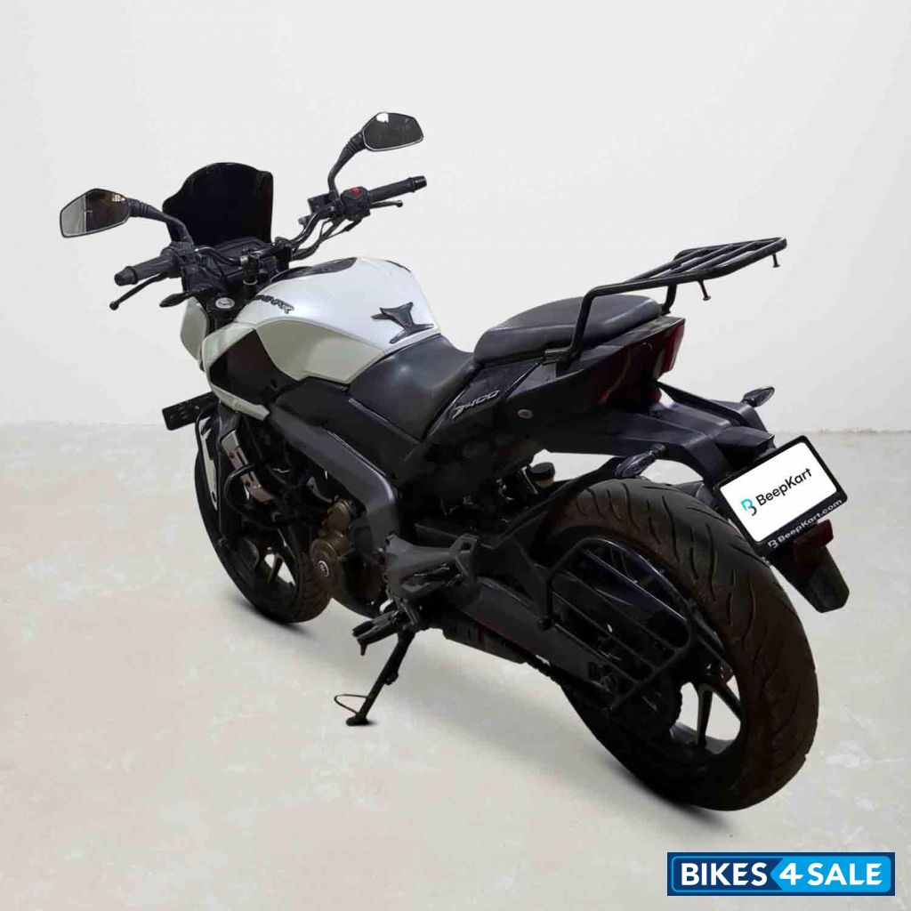 Bajaj Dominar 400