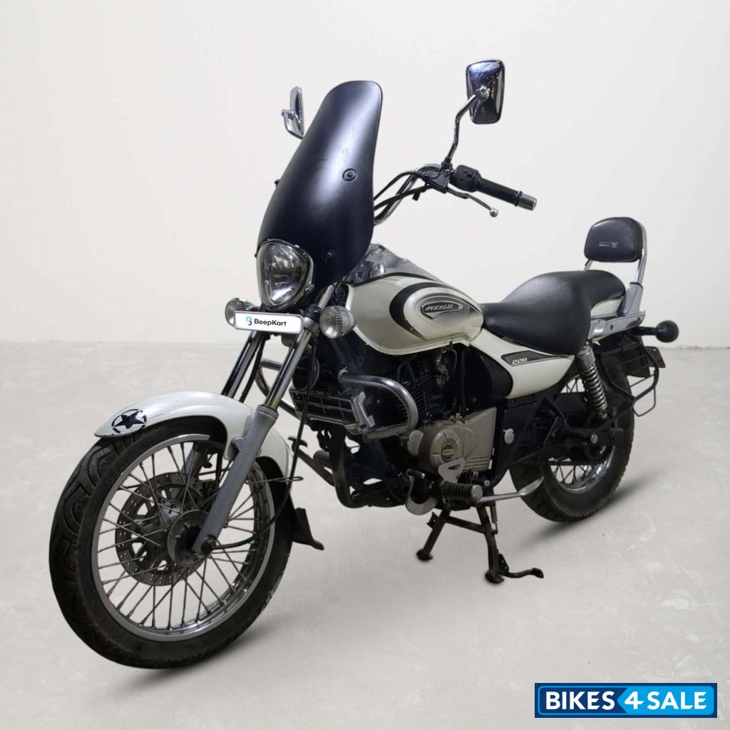 Bajaj Avenger Cruise 220