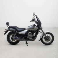 Bajaj Avenger Cruise 220