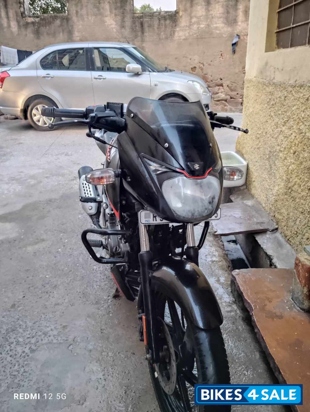 Black Bajaj  pulsar 125