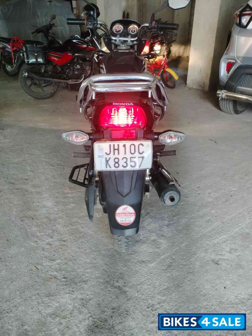Honda CD 110 Dream Deluxe BS6
