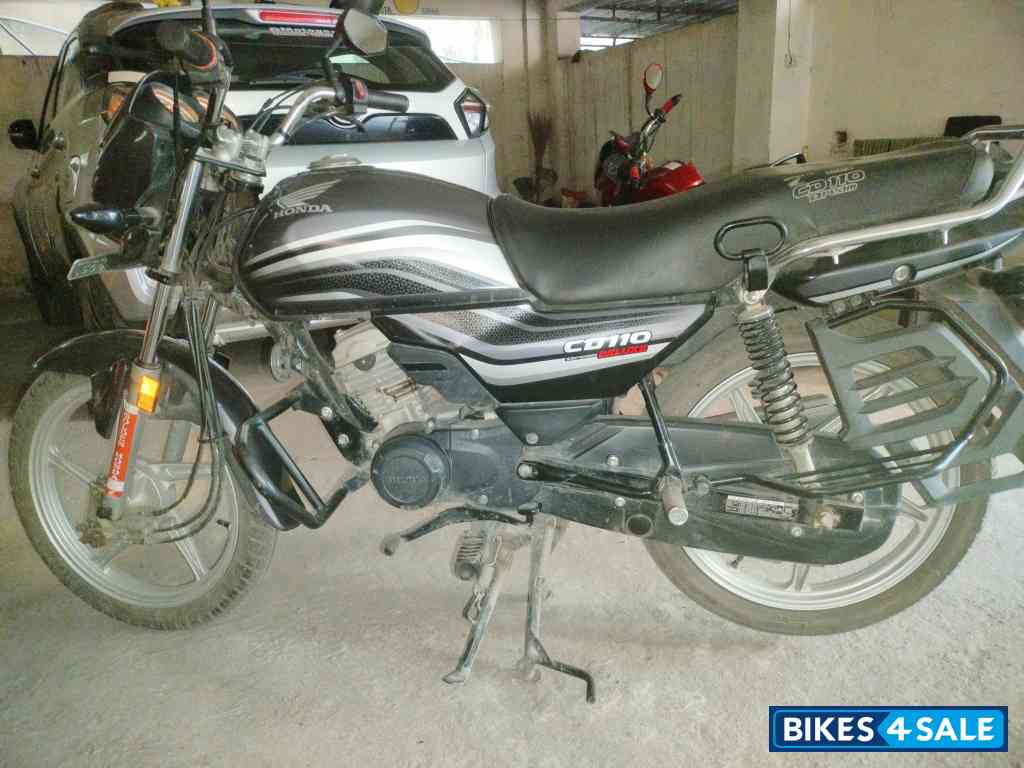 Honda CD 110 Dream Deluxe BS6