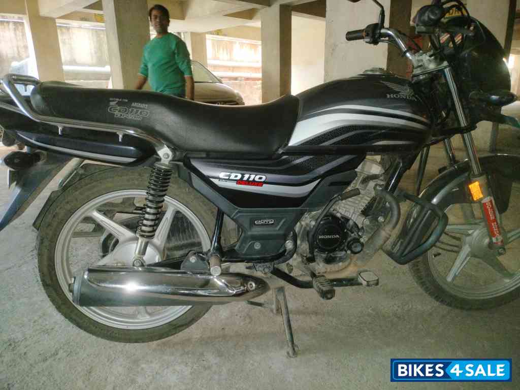 Honda CD 110 Dream Deluxe BS6