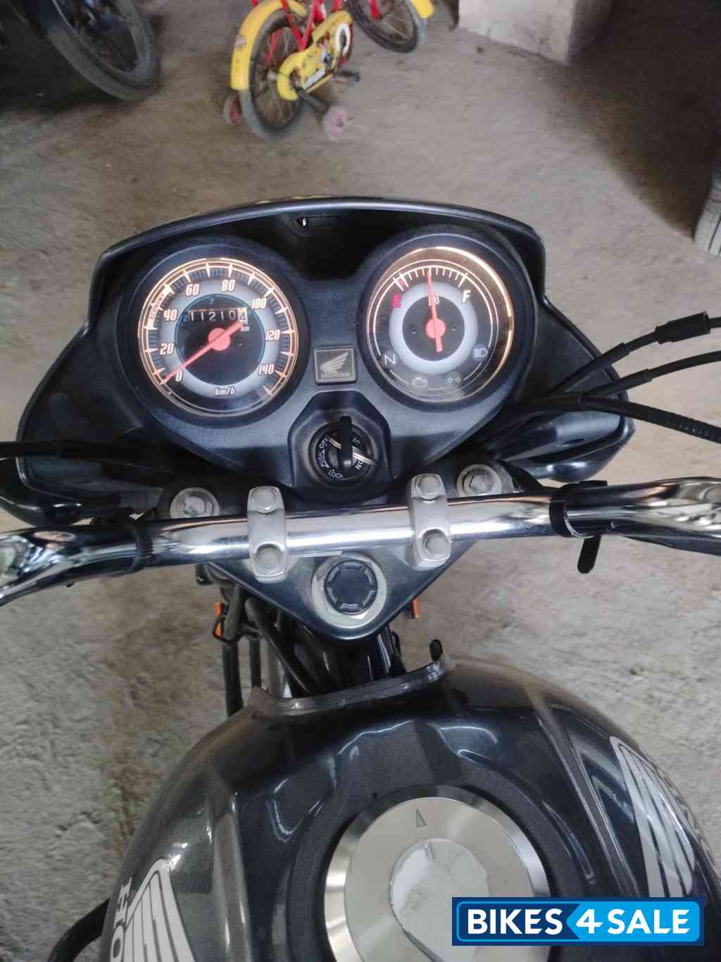 Honda CD 110 Dream Deluxe BS6