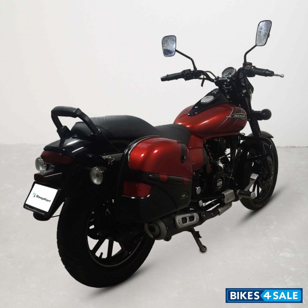 Bajaj Avenger Street 180