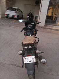 Black Bajaj Pulsar 220F