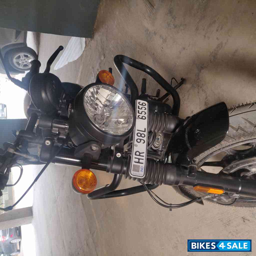 Royal Enfield Hunter 350 Metro