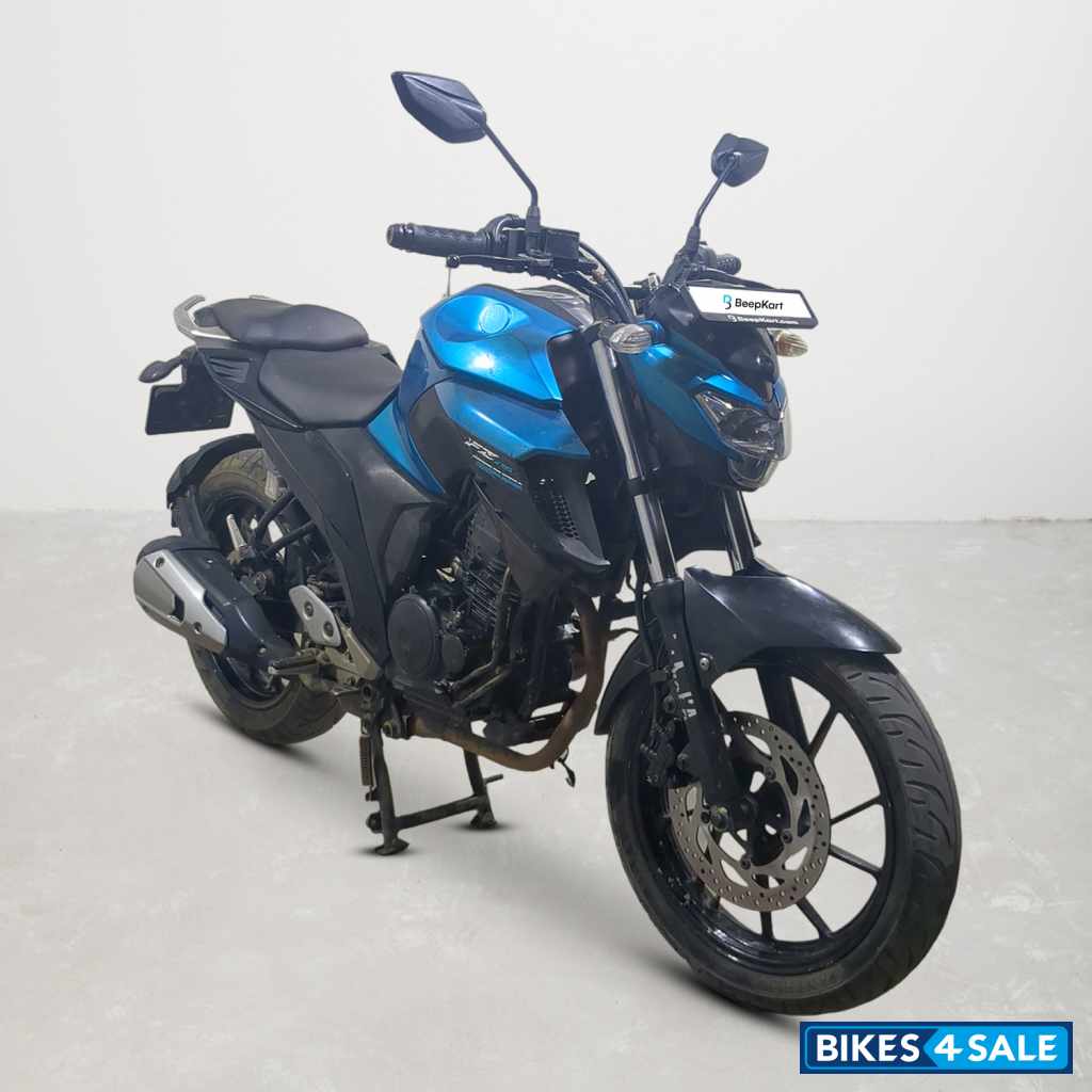 Yamaha FZ25