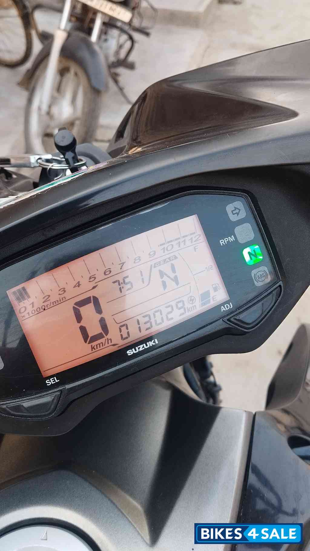 Black/ Metty Silver Suzuki Intruder 150