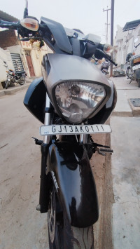 Black/ Metty Silver Suzuki Intruder 150